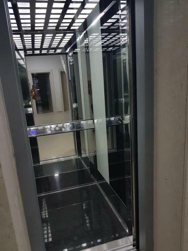 Flori Beach Apartment Radhime