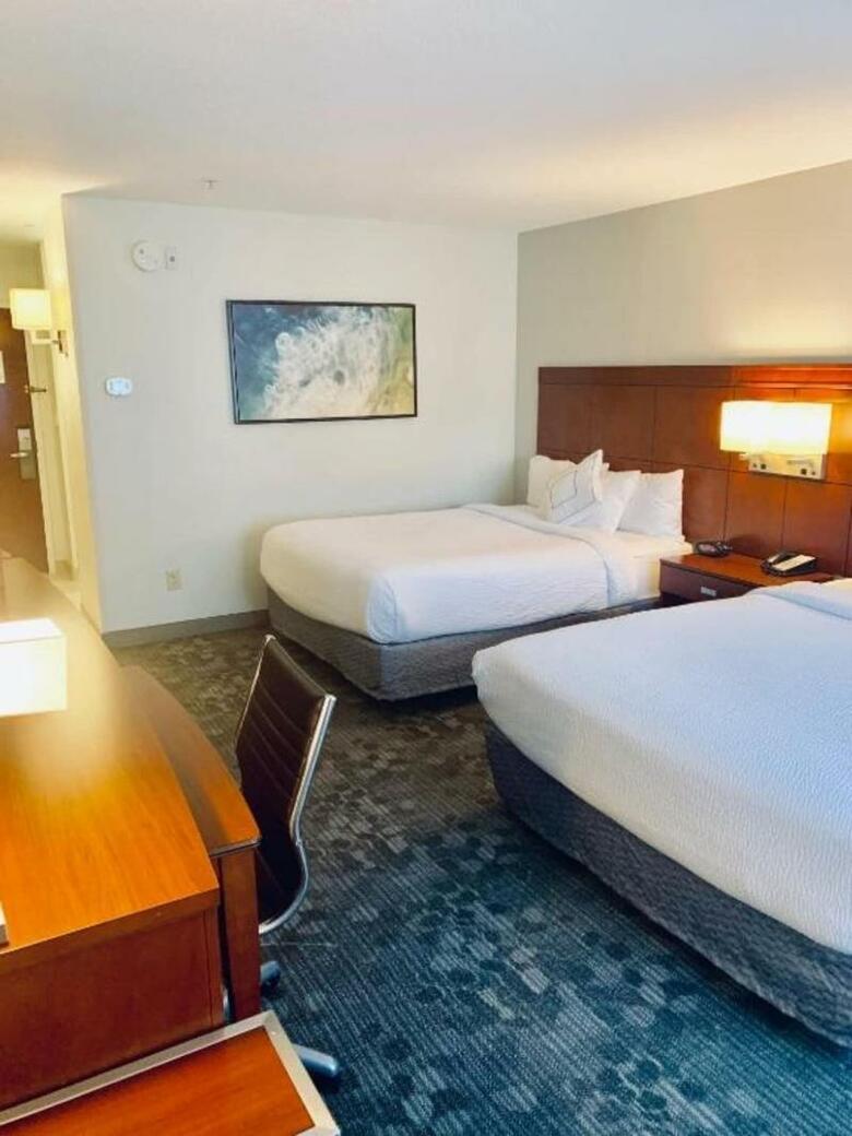 Hotel Courtyard By Marriott - Barefoot Landing