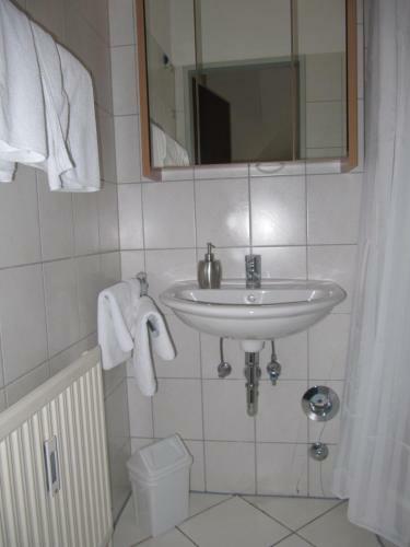 Hotel Altes Zollhaus Am Klinikum