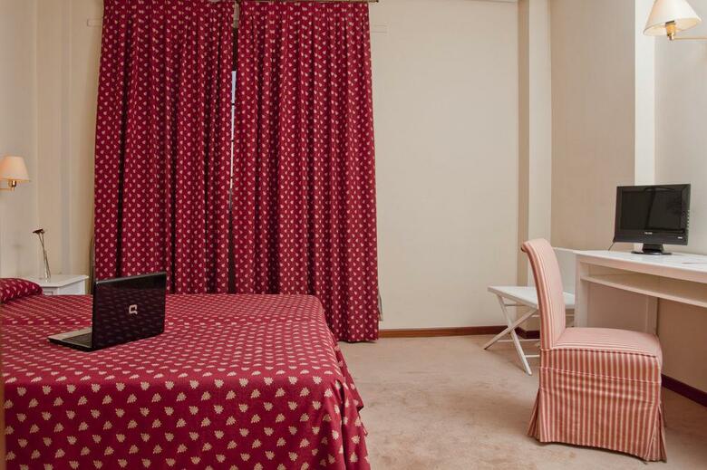 Hotel Mlc Benavente