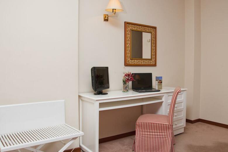 Hotel Mlc Benavente