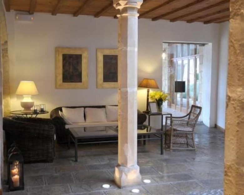 Hotel Puerta De La Luna