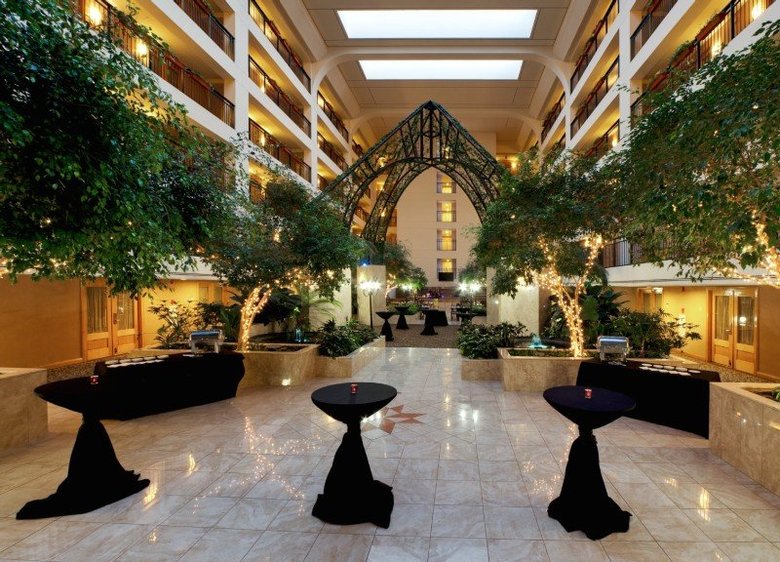 Hotel Wyndham Glenview Suites