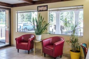 Hotel Rodeway Inn University
