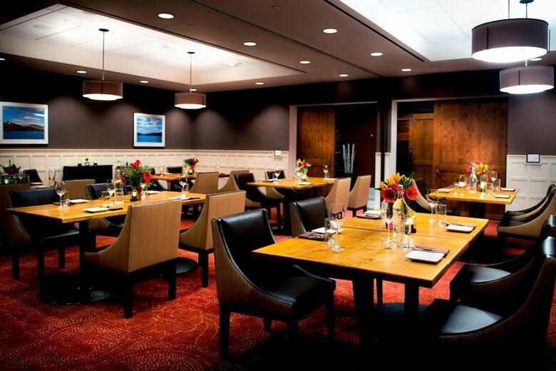 Hotel Westchester Marriott