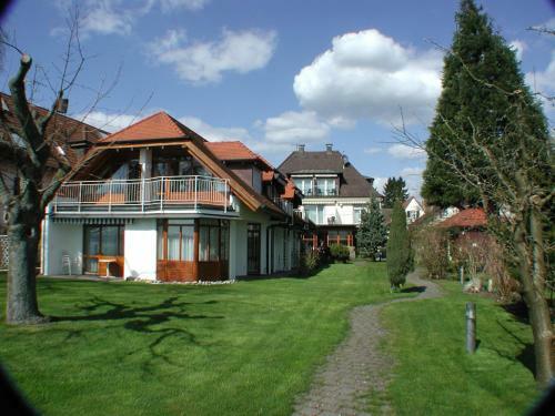 Hostal Strandhaus Hagnau