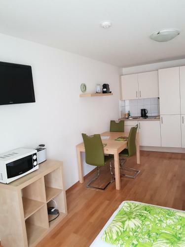 Apartments Jahnstra�e
