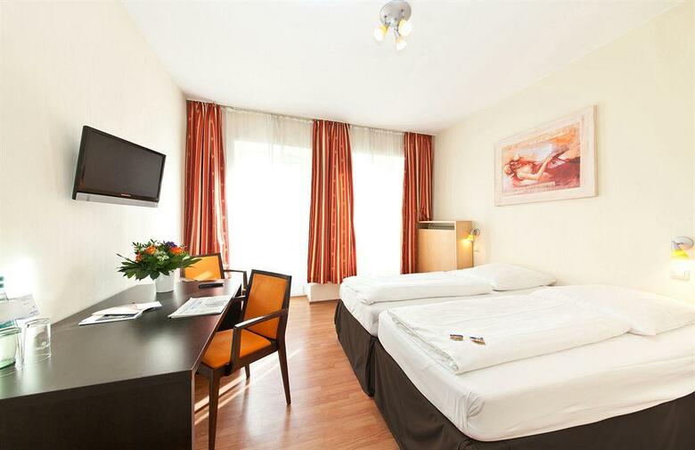 Novum Hotel Plaza D�sseldorf Zentrum