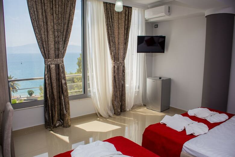 Hotel Kapllani