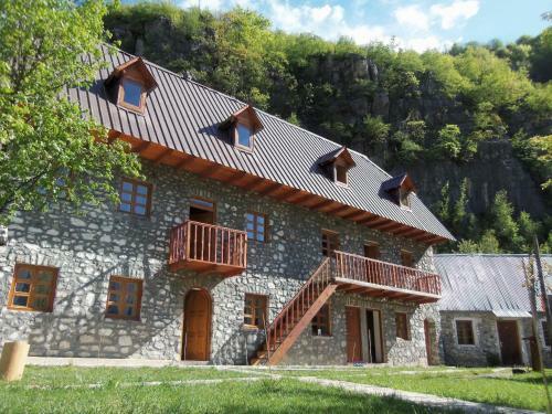 Hostal Bujtina Berishta Theth