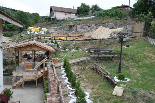 Hostal Koshov Guest House