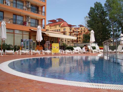 Happy Aparthotel & Spa