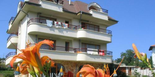 Hostal Victoria Sinemorets Guest House