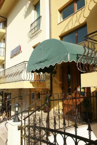 Hostal Villa Valeev