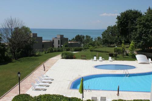 Balchik Gardens Apartments