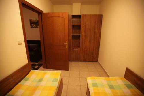 Royal Plaza Apartments