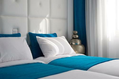 Louis Althea Kalamies Luxury Villas
