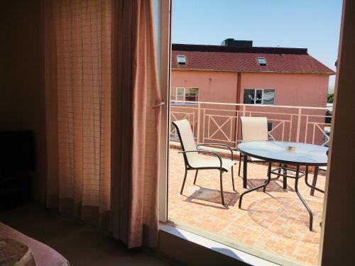 Rose Garden Hotel