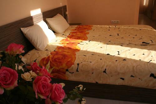 Rose Garden Hotel