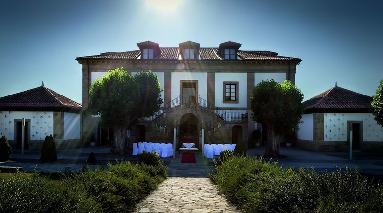 Hotel Iz�n Puerta de Gredos