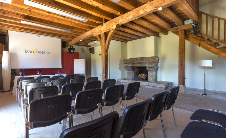 Hotel Iz�n Puerta de Gredos