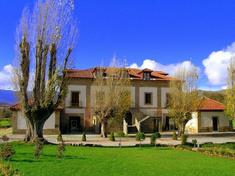 Hotel Iz�n Puerta de Gredos