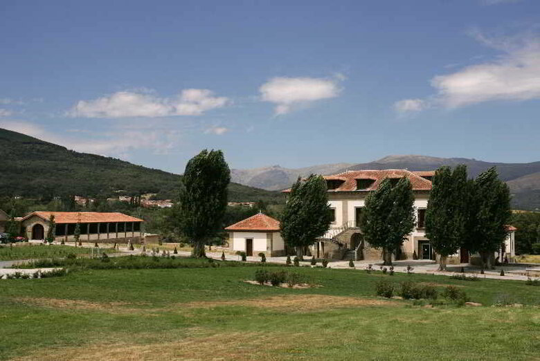Hotel Iz�n Puerta de Gredos