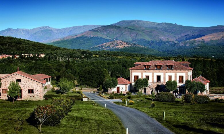 Hotel Iz�n Puerta de Gredos