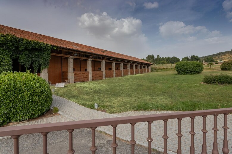Hotel Iz�n Puerta de Gredos
