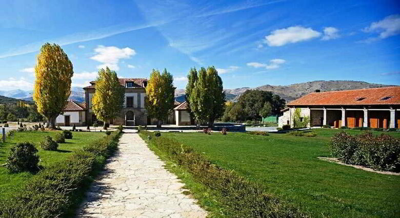 Hotel Iz�n Puerta de Gredos