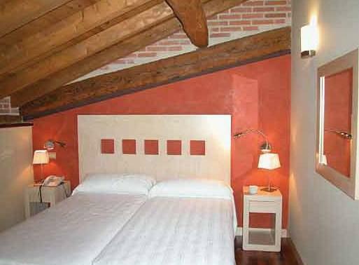 Hotel Iz�n Puerta de Gredos