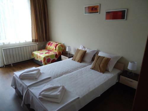 Hostal Guest House Edelweiss