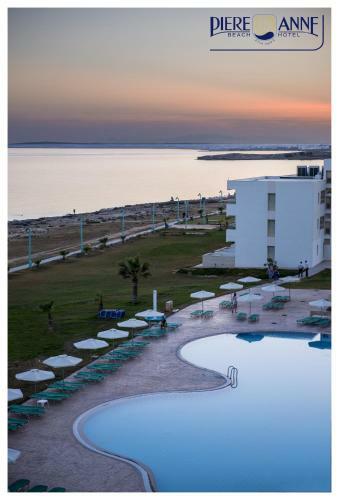 Piere - Anne Beach Hotel