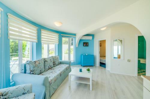 Apartamentos Villa White Dove