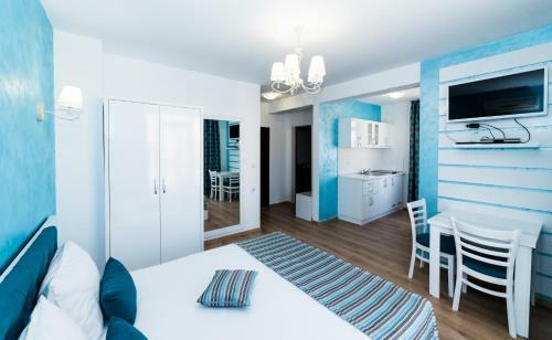 Hostal Stela Apartments