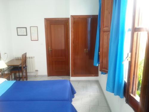 Hostal Pensi�n Ciudad Navarro Ramos