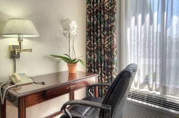 Hotel County Inn