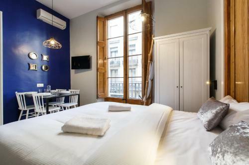 Apartamento En Ferran By The Streets