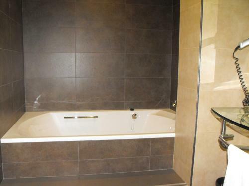 Hotel Sercotel Pere III El Gran