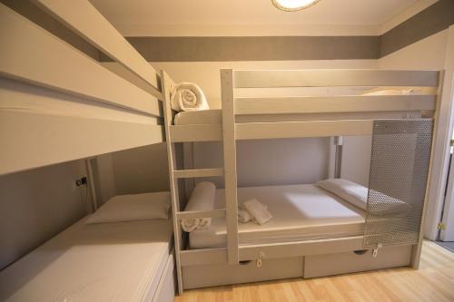 Hostal Factory Rooms Tarifa