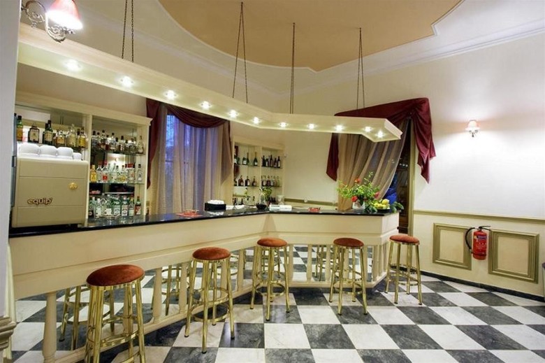 Halepa Hotel
