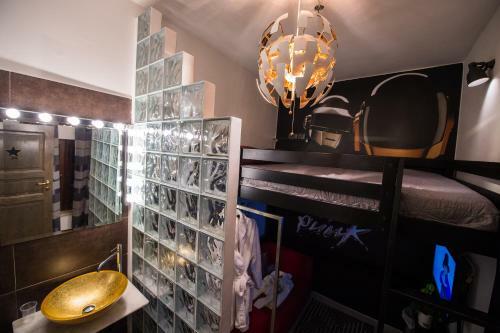 Hostal Backstage Boutique Townhouse