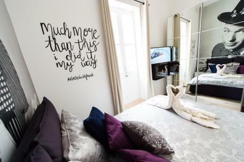 Hostal Backstage Boutique Townhouse