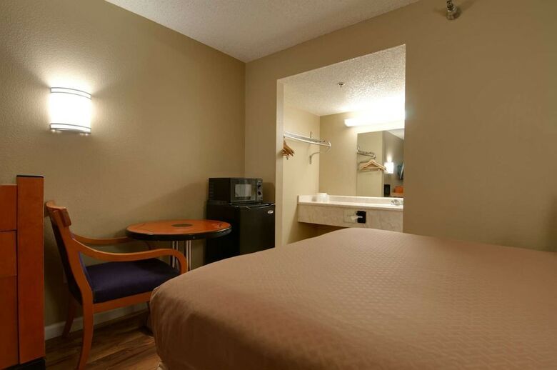 Hotel Vagabond Inn Bakersfield North