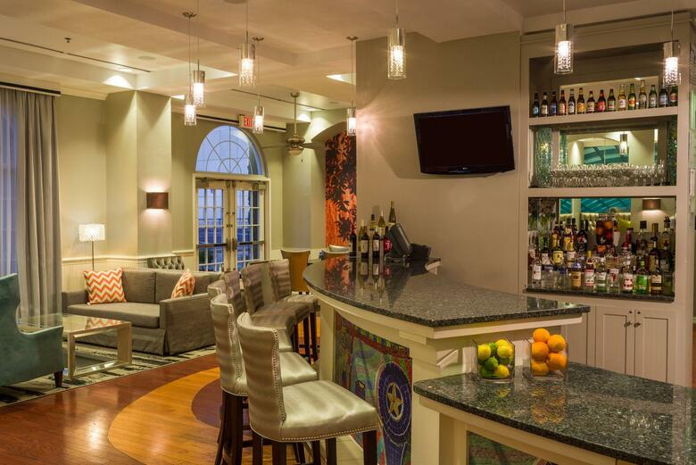 Hotel Indigo Houston At The Galleria