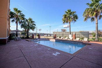 Hotel Comfort Suites