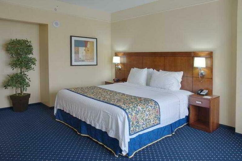 Hotel Courtyard By Marriott Houston By The Galleria