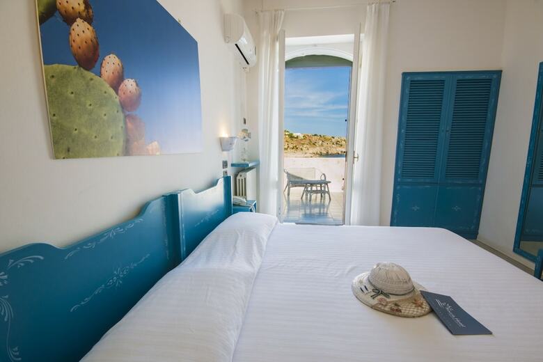 La Roccia Hotel