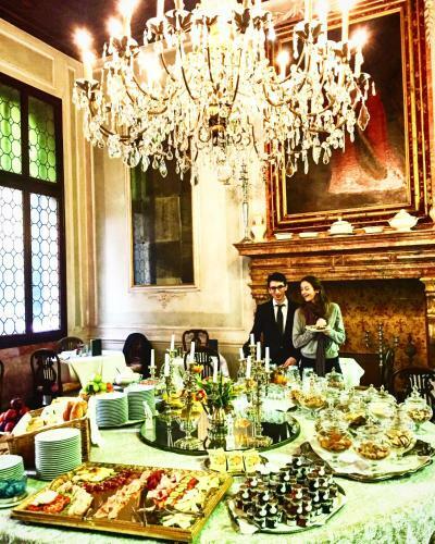 Hostal Palazzetto Pisani Grand Canal