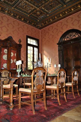 Hostal Palazzetto Pisani Grand Canal